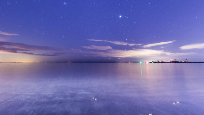 夕焼けの津ヨットハーバーと、星空を撮影してきました（三重県津市）