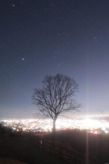 KANI LPRF で撮影した若草山の夜景と星空